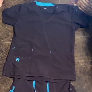 Carhartt Scrub Set